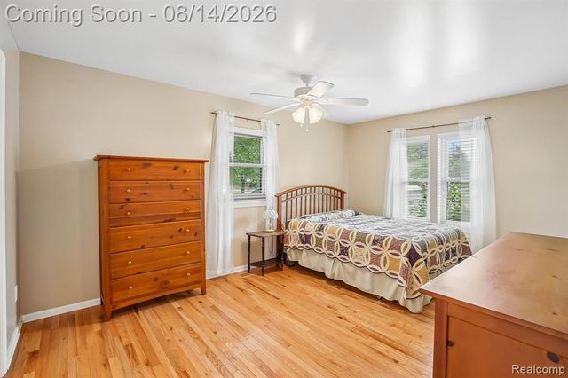 7812 Oakland Place, Waterford, MI 48327