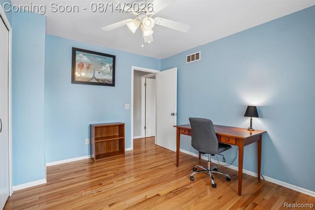 7812 Oakland Place, Waterford, MI 48327