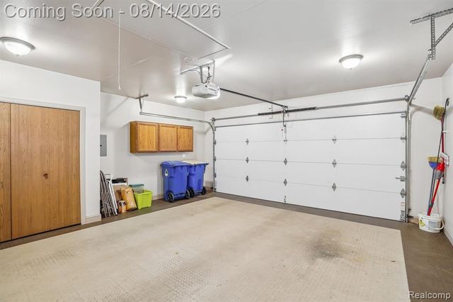 7812 Oakland Place, Waterford, MI 48327