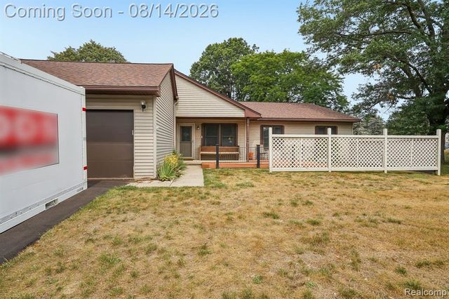 7812 Oakland Place, Waterford, MI 48327