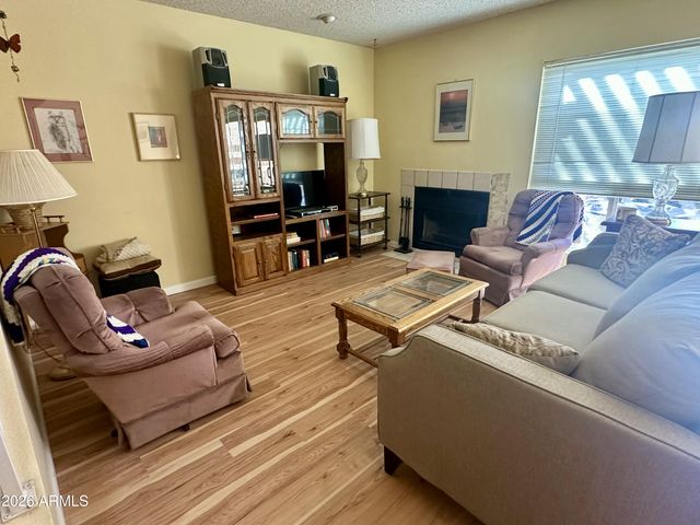 815 E GROVERS Avenue 12, Phoenix, AZ 85022