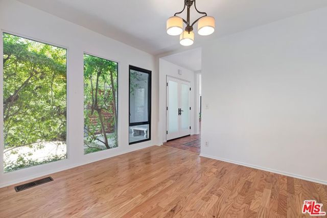 1255 N Norman Place, Los Angeles, CA 90049