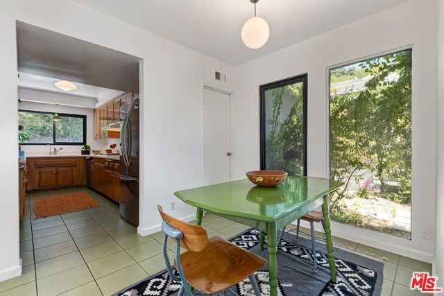 1255 N Norman Place, Los Angeles, CA 90049