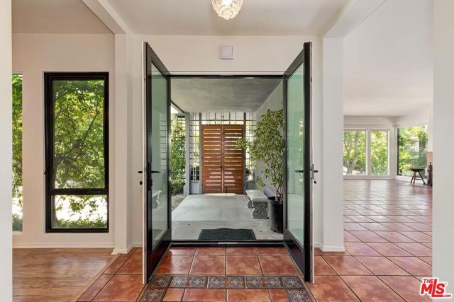 1255 N Norman Place, Los Angeles, CA 90049
