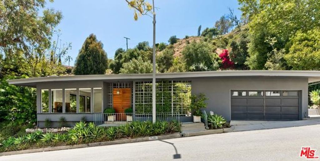 1255 N Norman Place, Los Angeles, CA 90049