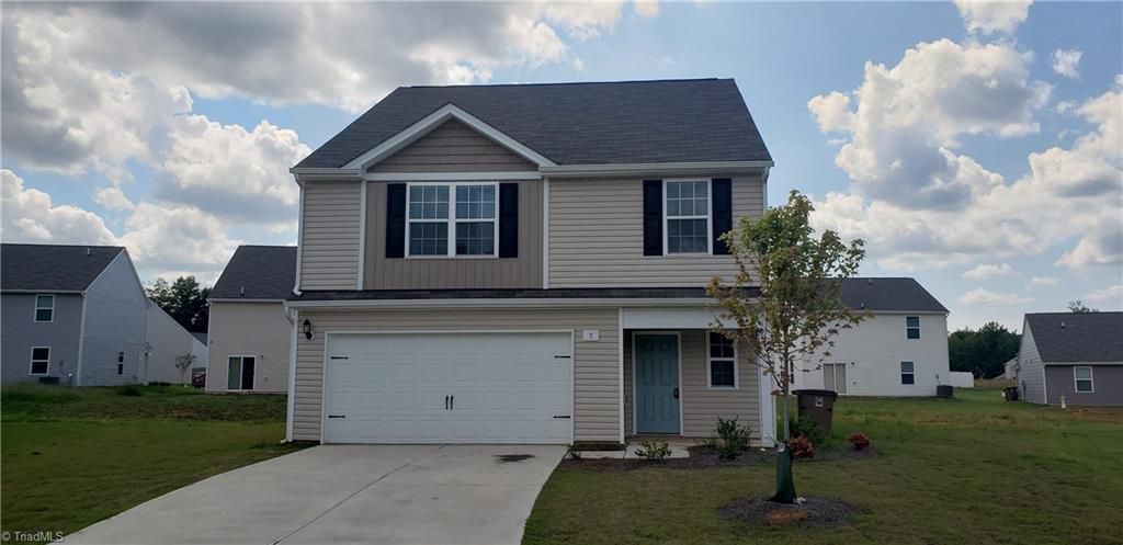 5 Hazelburn Court, Greensboro, NC 27405
