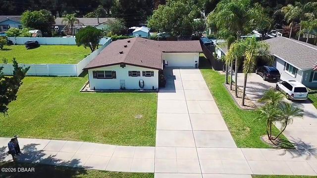 622 Ridge Boulevard, South Daytona, FL 32119