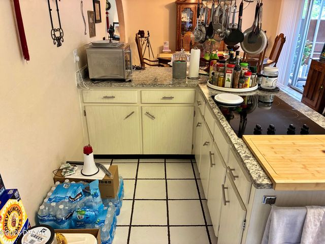 622 Ridge Boulevard, South Daytona, FL 32119