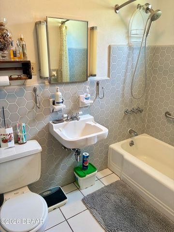 622 Ridge Boulevard, South Daytona, FL 32119