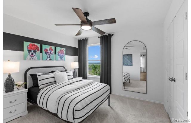 5315 Paisley Circle, Milford, MI 48381