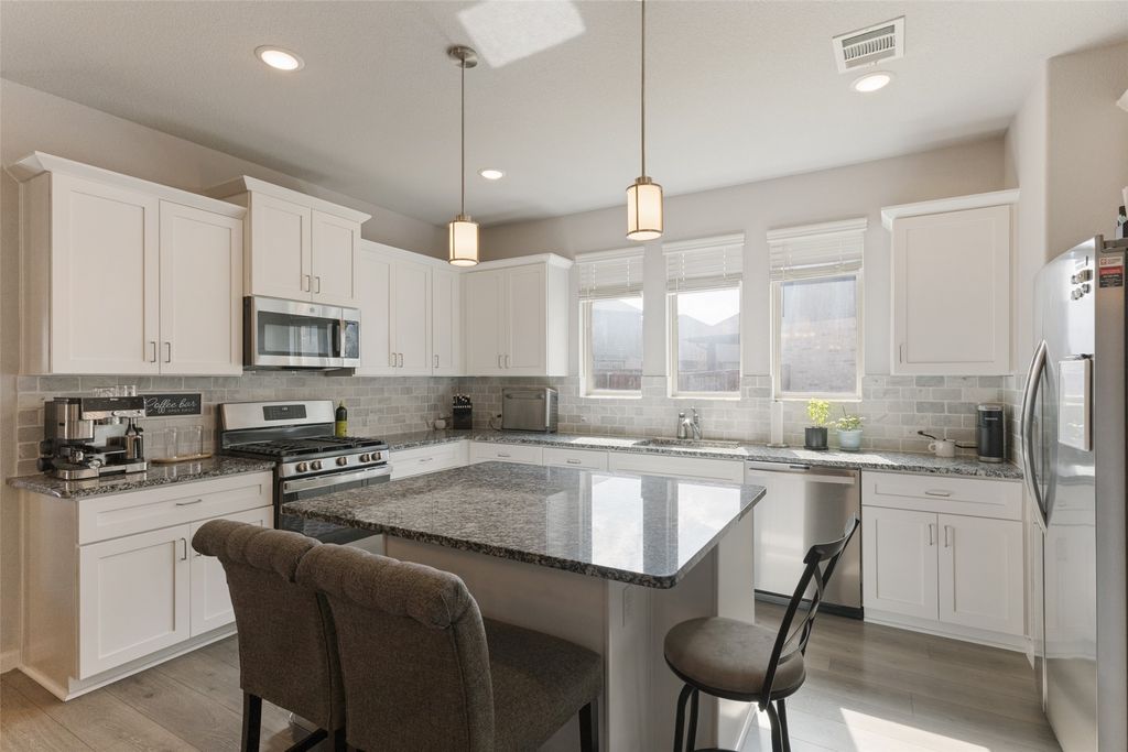 10928 Phelps Way, Fort Worth, TX 76244 — photo 3
