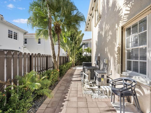 3960 194th Trail, Sunny Isles Beach, FL 33160