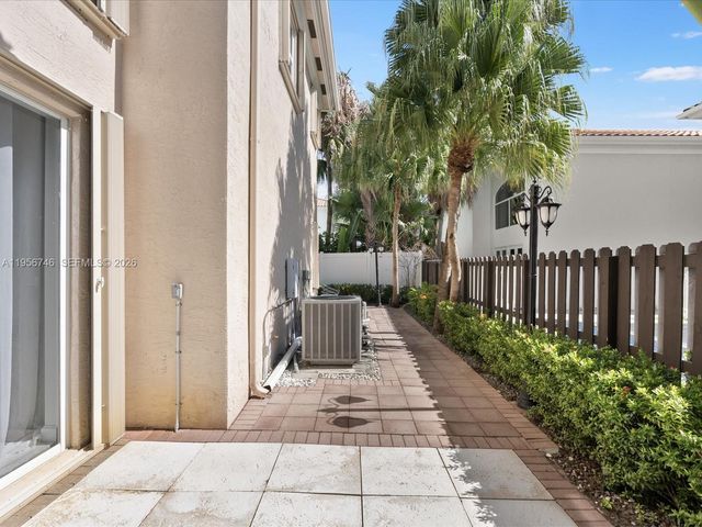 3960 194th Trail, Sunny Isles Beach, FL 33160