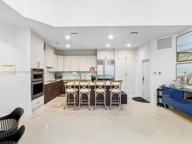 3960 194th Trail, Sunny Isles Beach, FL 33160