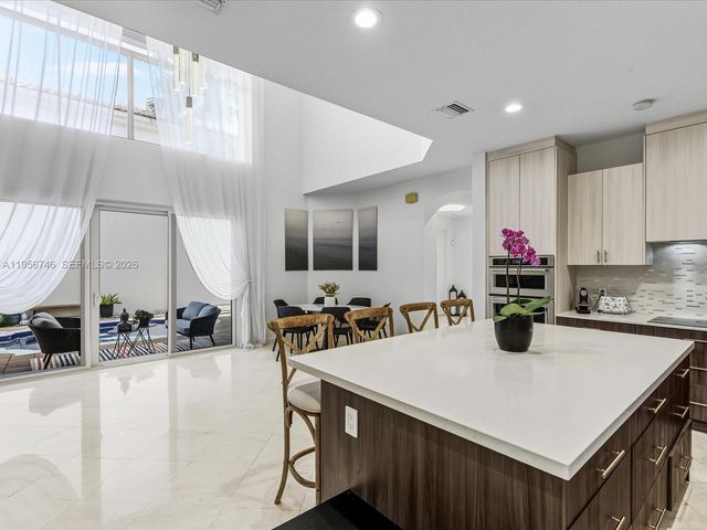 3960 194th Trail, Sunny Isles Beach, FL 33160