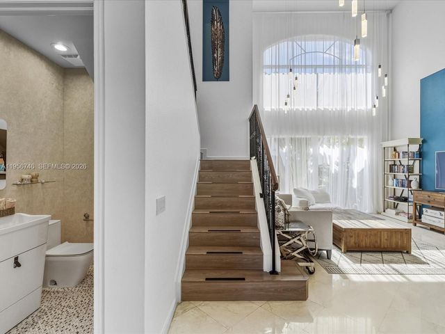 3960 194th Trail, Sunny Isles Beach, FL 33160