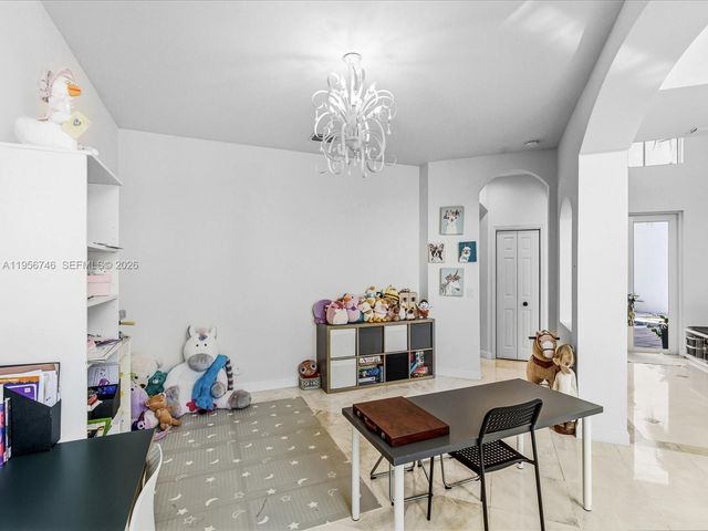 3960 194th Trail, Sunny Isles Beach, FL 33160