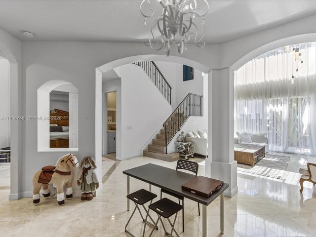 3960 194th Trail, Sunny Isles Beach, FL 33160