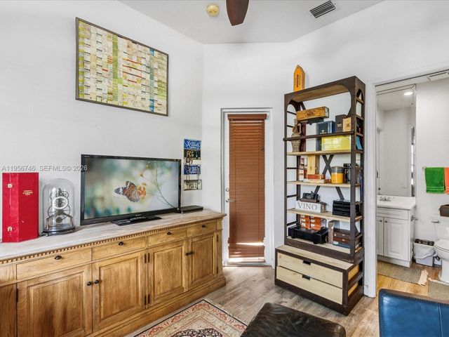 3960 194th Trail, Sunny Isles Beach, FL 33160