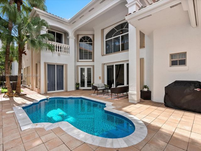 3960 194th Trail, Sunny Isles Beach, FL 33160