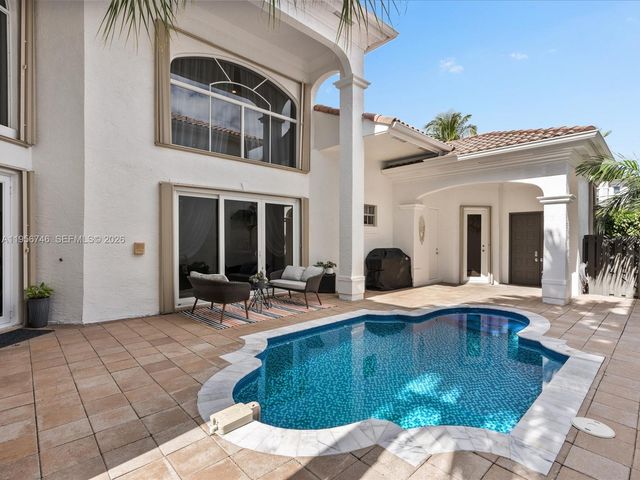 3960 194th Trail, Sunny Isles Beach, FL 33160