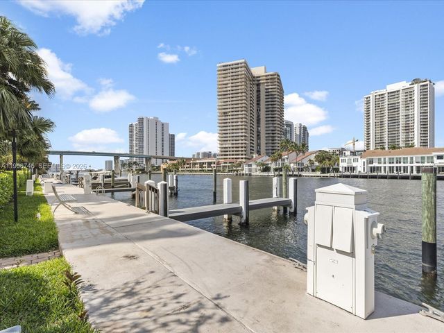 3960 194th Trail, Sunny Isles Beach, FL 33160