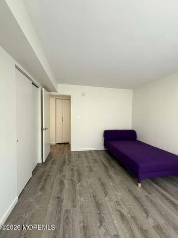 187 Tulip Lane, Freehold, NJ 07728