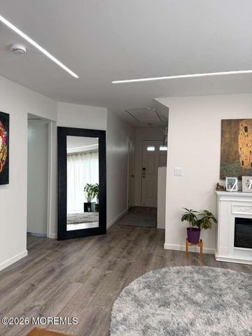 187 Tulip Lane, Freehold, NJ 07728