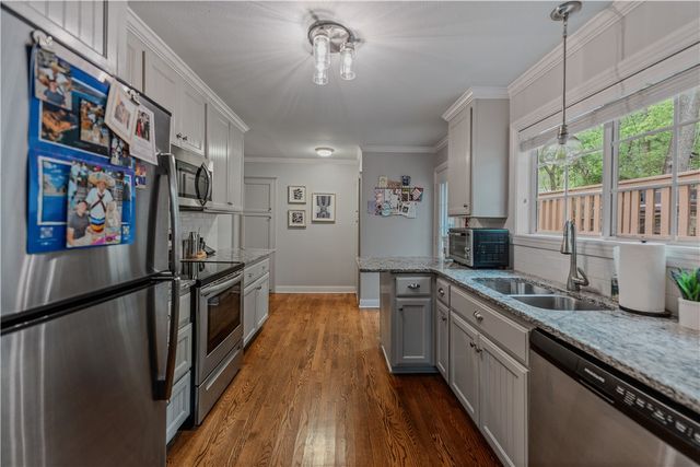 461 N Oliver Avenue, Fayetteville, AR 72701