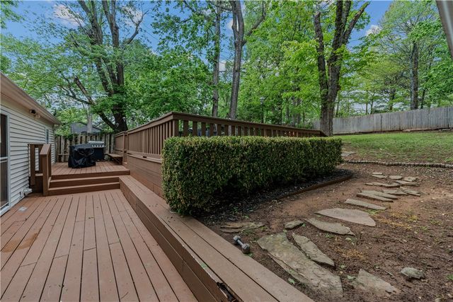 461 N Oliver Avenue, Fayetteville, AR 72701