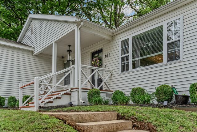 461 N Oliver Avenue, Fayetteville, AR 72701