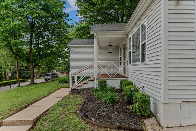 461 N Oliver Avenue, Fayetteville, AR 72701