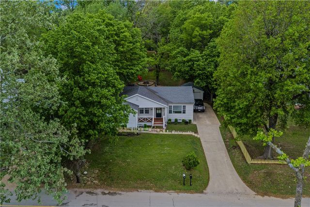461 N Oliver Avenue, Fayetteville, AR 72701