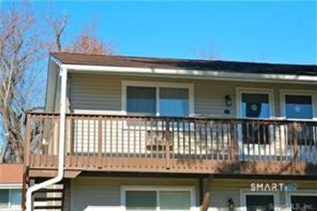 22 Bostwick Arms 22, New Milford, CT 06776