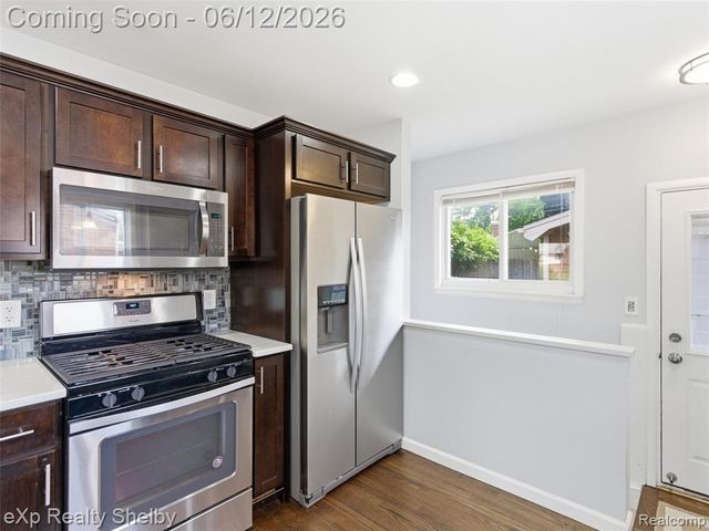 29451 Mark Avenue, Madison Heights, MI 48071