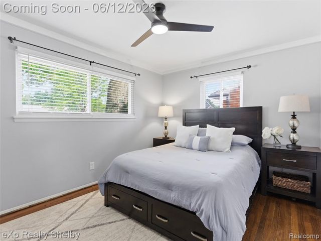 29451 Mark Avenue, Madison Heights, MI 48071