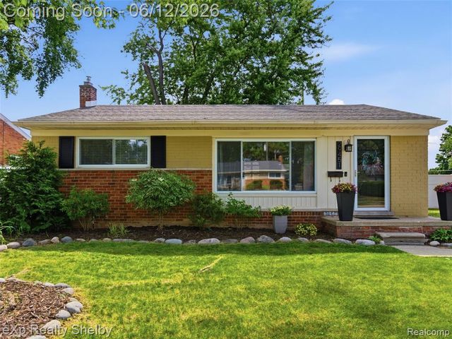 29451 Mark Avenue, Madison Heights, MI 48071