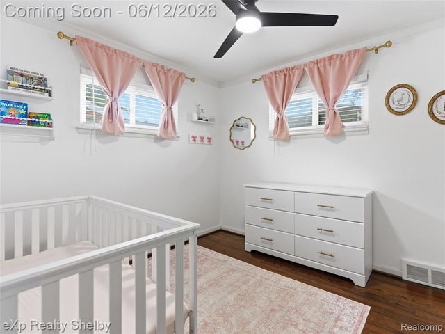 29451 Mark Avenue, Madison Heights, MI 48071