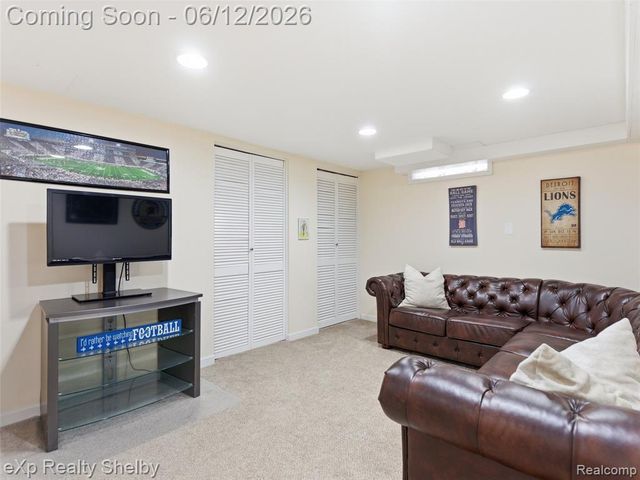 29451 Mark Avenue, Madison Heights, MI 48071