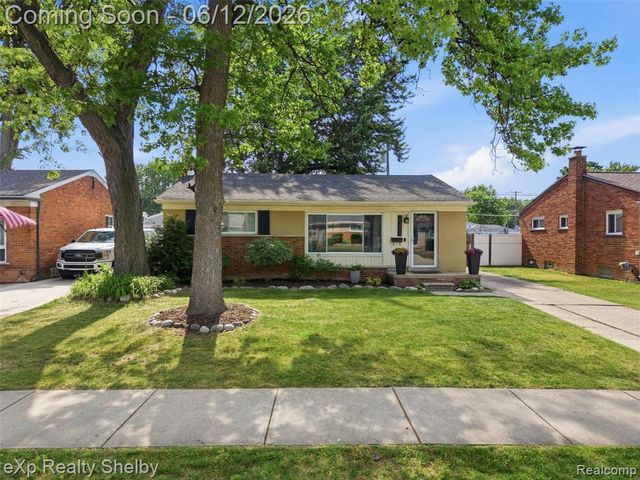 29451 Mark Avenue, Madison Heights, MI 48071