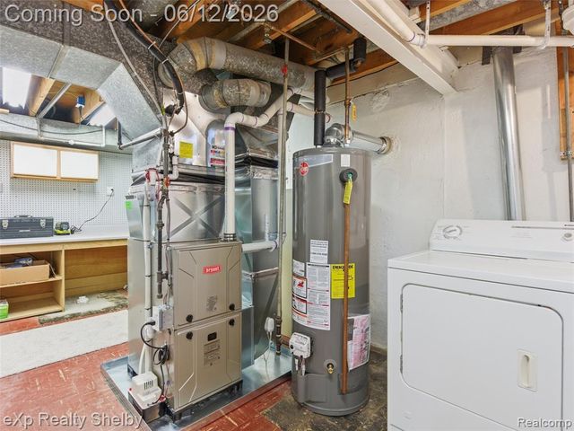 29451 Mark Avenue, Madison Heights, MI 48071