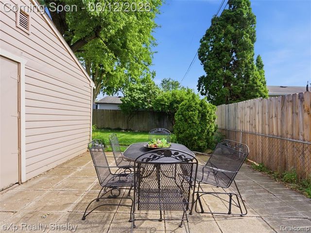 29451 Mark Avenue, Madison Heights, MI 48071