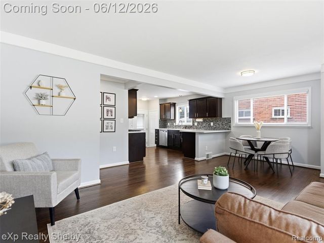 29451 Mark Avenue, Madison Heights, MI 48071