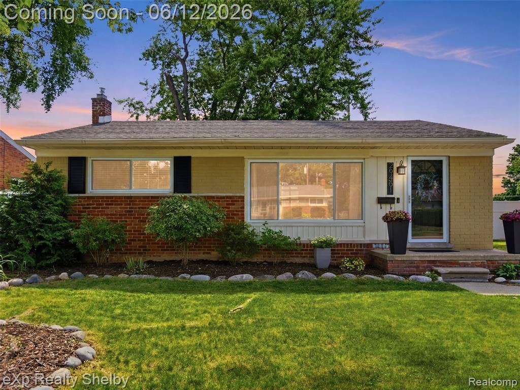 29451 Mark Avenue, Madison Heights, MI 48071