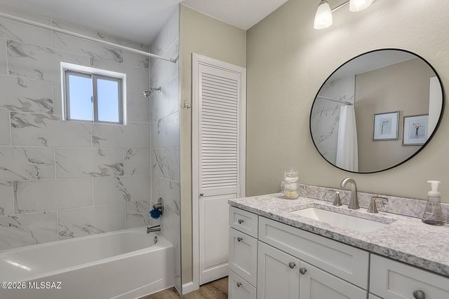 71 Avenida Pastor, Rio Rico, AZ 85648