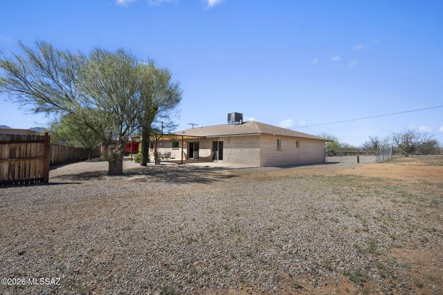 71 Avenida Pastor, Rio Rico, AZ 85648