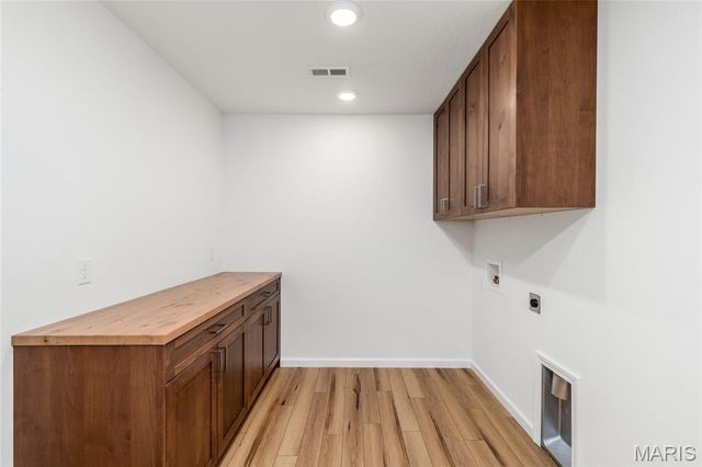 245 Hawkins Avenue, Crocker, MO 65452