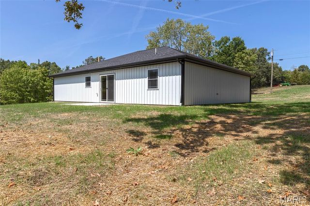 245 Hawkins Avenue, Crocker, MO 65452