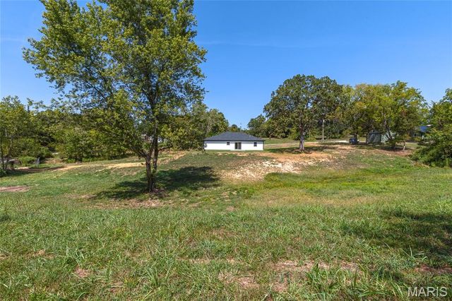 245 Hawkins Avenue, Crocker, MO 65452