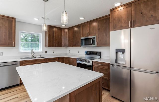 245 Hawkins Avenue, Crocker, MO 65452